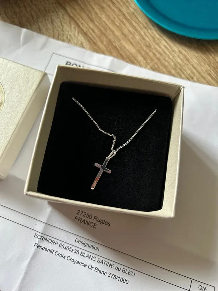 Chaîne plus croix en or blanc - photo numéro 3