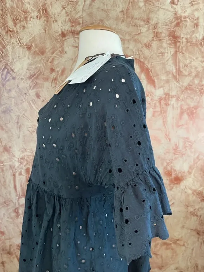 Superbe blouse noire ajourée Gaudi - photo numéro 8