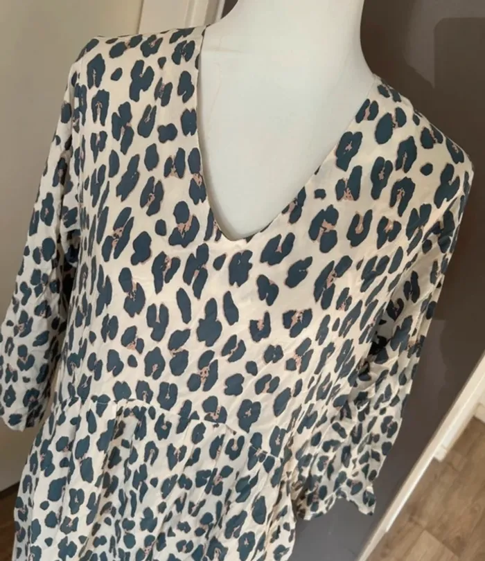 La fée Maraboutée robe longue été Oversize imprimée, tacheté léopard femme, taille 38 - photo numéro 2