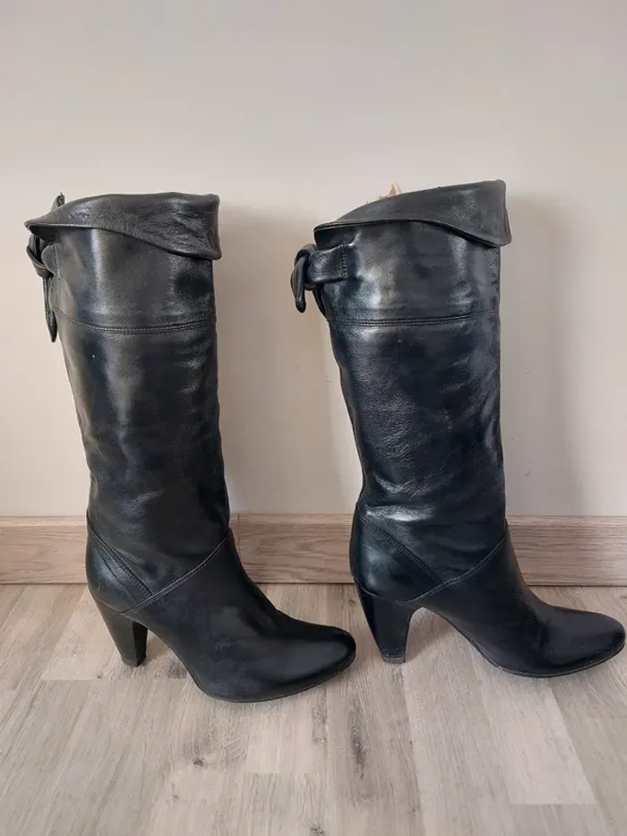 👢Bottes en cuir noir - excellent état ! 👢 - photo numéro 5