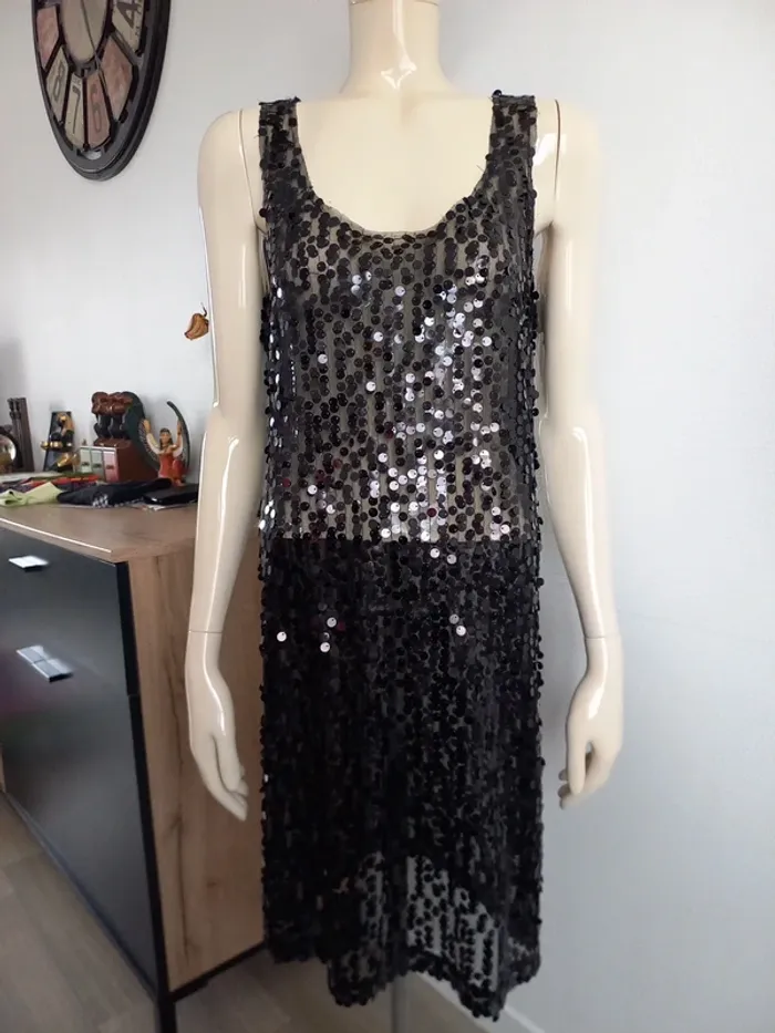 Robe noir transparente L - photo numéro 7