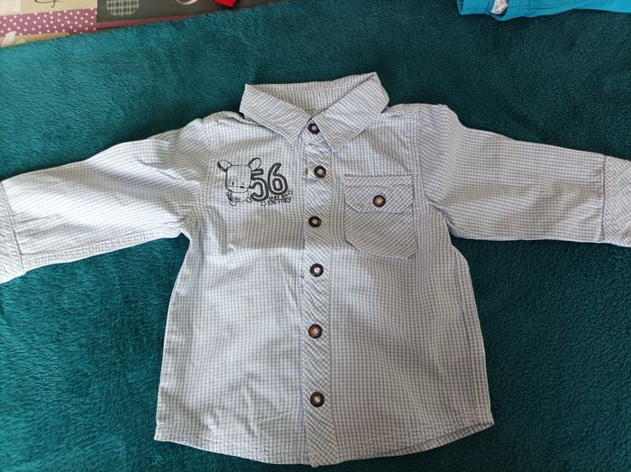 Chemise à carreaux