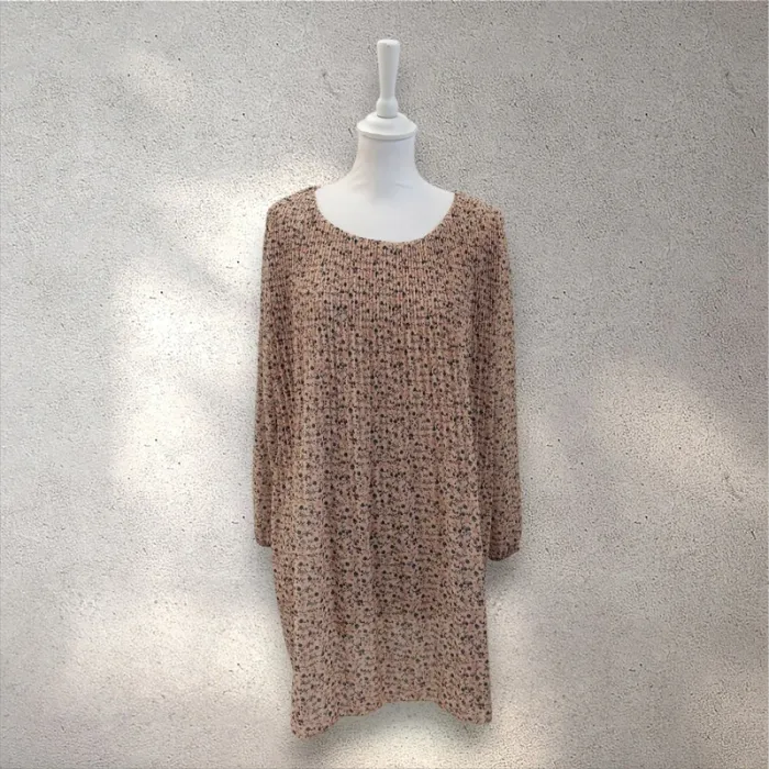 Robe manches longues en mousseline plissée à fleurs 42