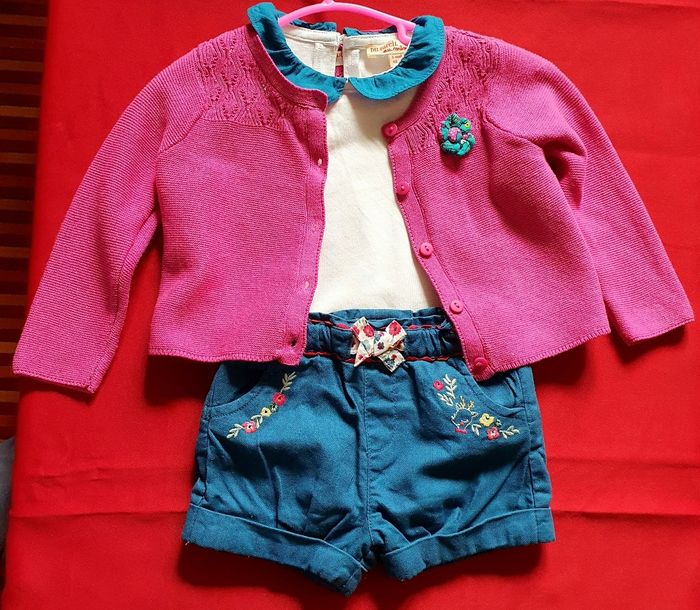 Vêtements de bébé 6 mois état neuf - photo numéro 4