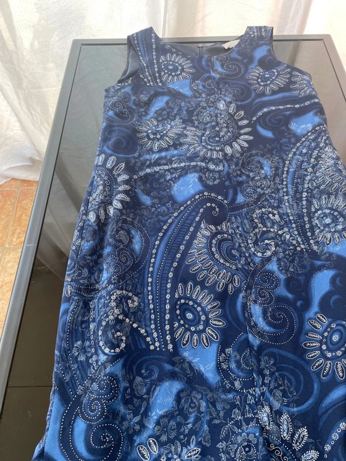 Jolie robe de la marque, tel mail en taille 46 - photo numéro 3