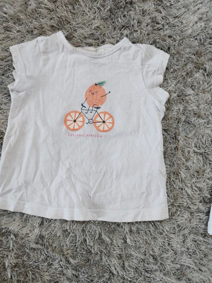 Lot de deux t-shirt manches courtes été fille 6 mois - photo numéro 3