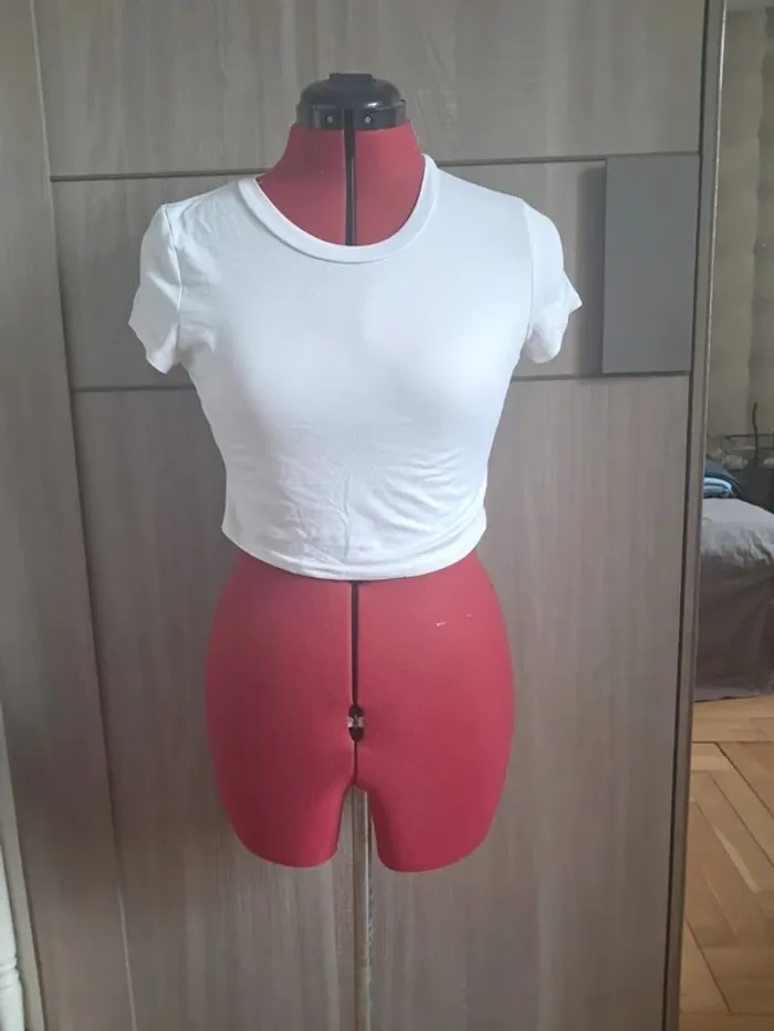 Crop top blanc manches courtes