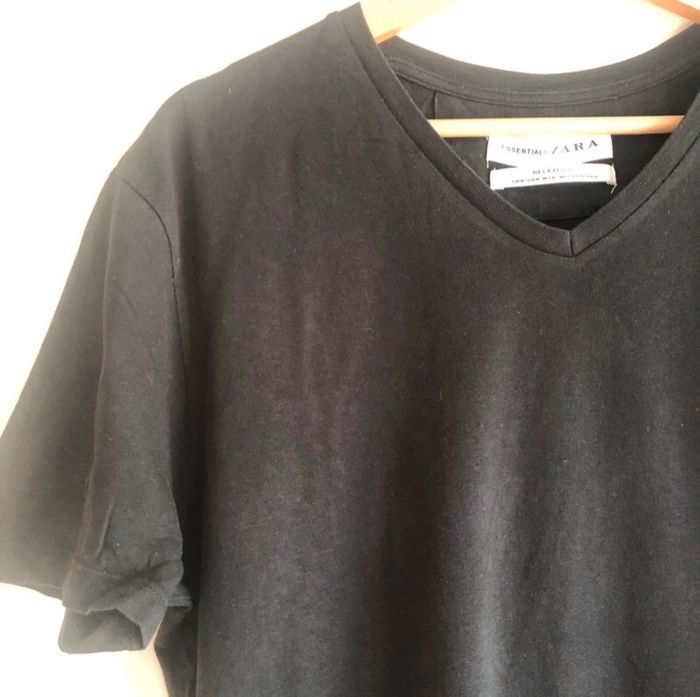 T shirt col V Zara - photo numéro 2
