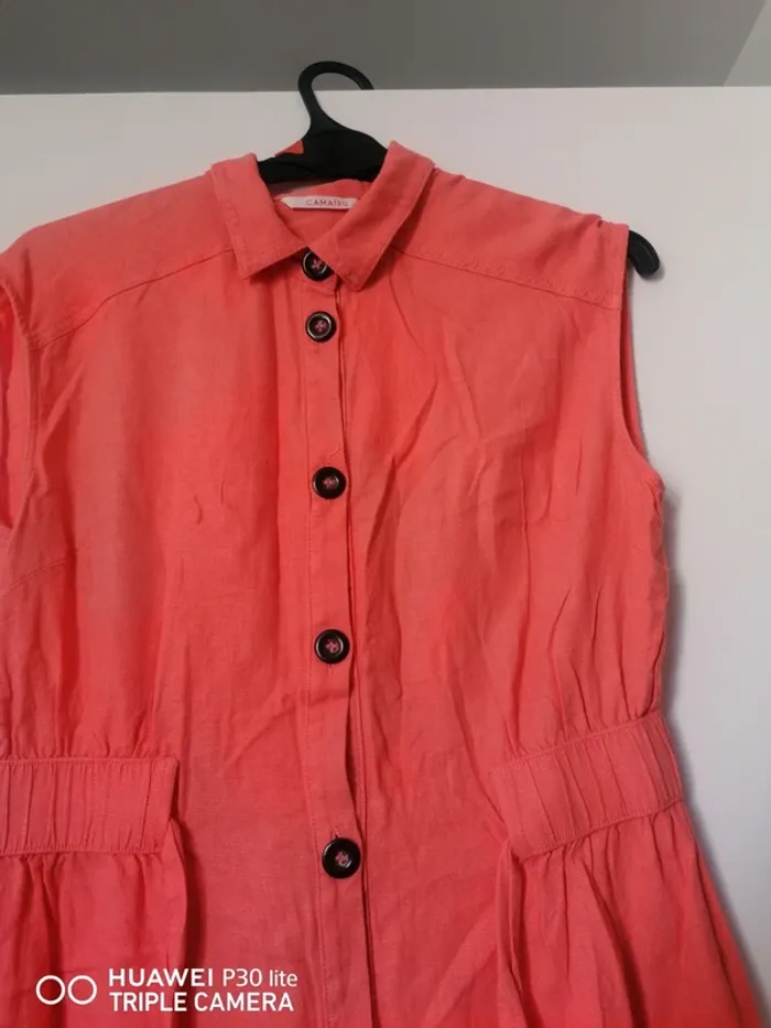 Jolie robe corail - photo numéro 3