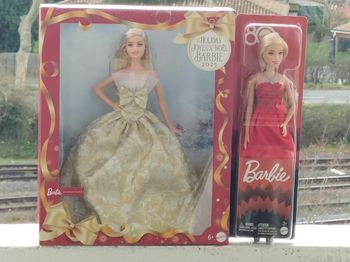 Barbie signature blonde et barbie fashionistas blonde 
