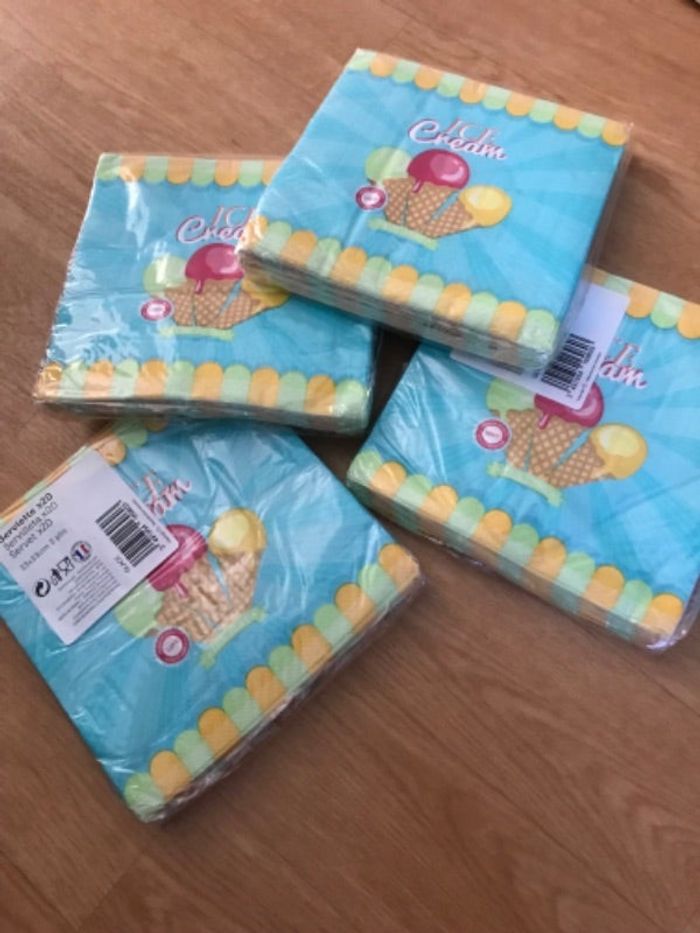 Lot de 4 paquets serviettes en papier