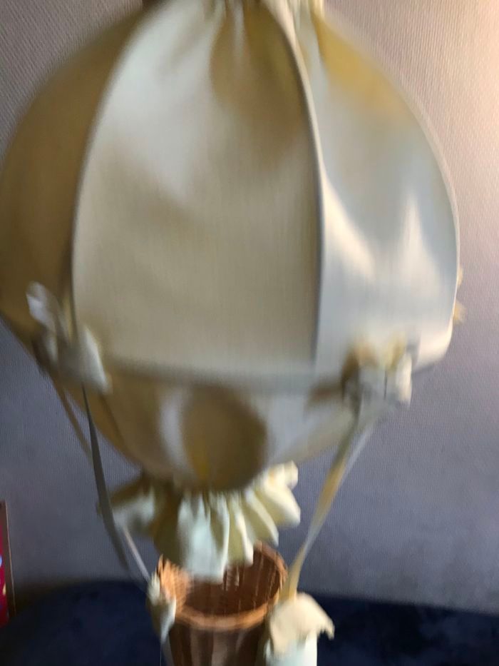 Lampe suspension montgolfière fille