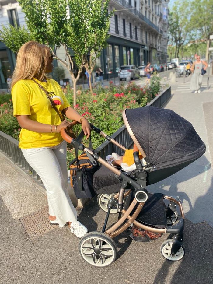 Vendre poussette je n’est pas beaucoup utilisé bonne état pas cher - photo numéro 3