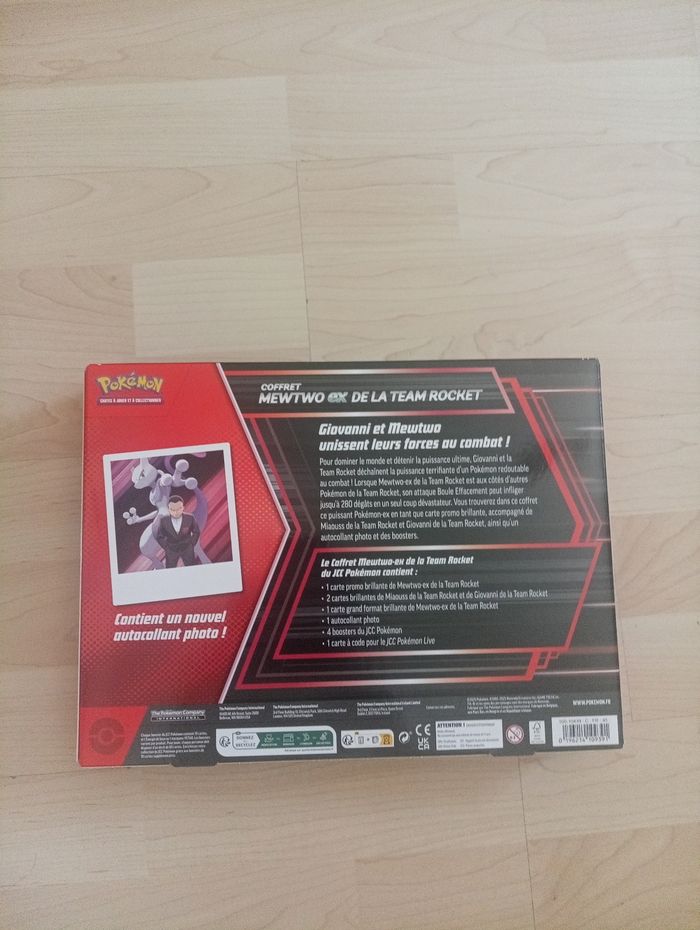 Coffret pokémon Mewtoo ex de la team Rocket neuf - photo numéro 2