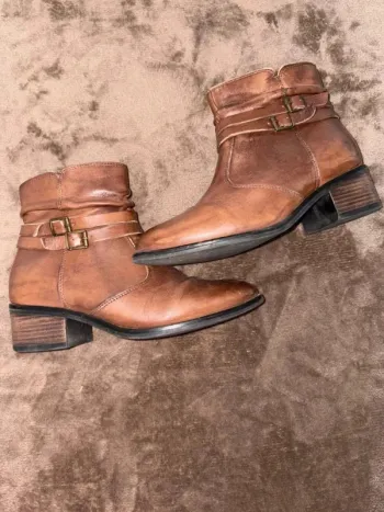 Bottines marrons femme Ateliers mégis taille 36 en très bon état