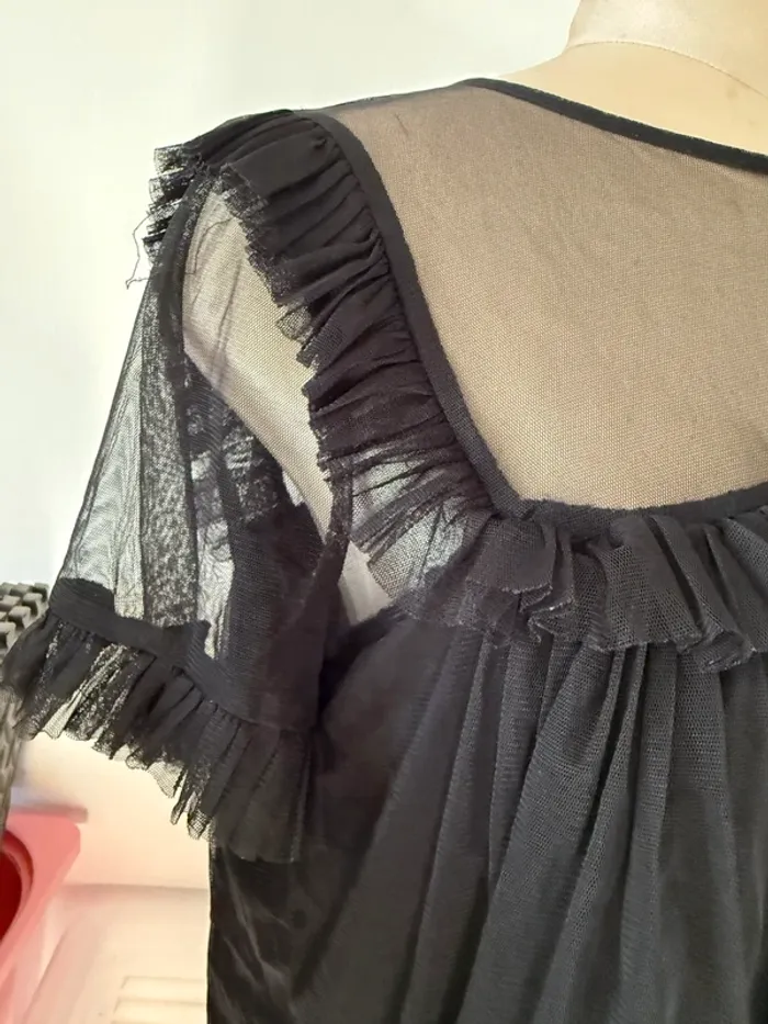 Top Noir Transparent en Tulle Plissé à Volants - Taille S/M - photo numéro 2