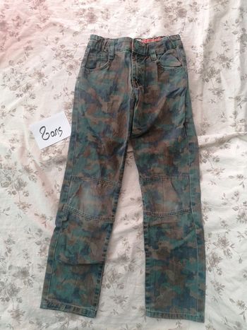 Pantalon camouflage dpam 8ans