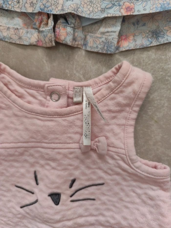 Lot 2 robes 1 mois - photo numéro 4