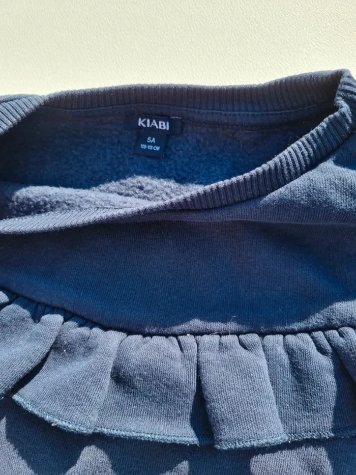 Pull bleu marine - photo numéro 2