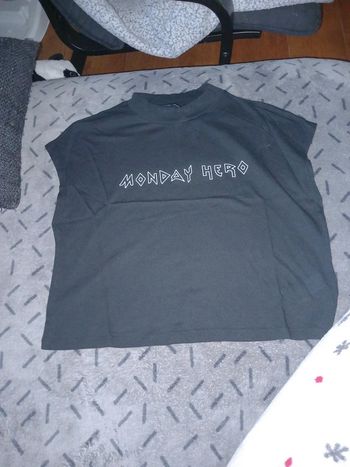 T-shirt taille l bershka