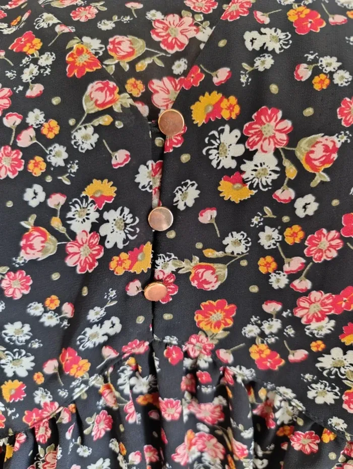 Blouse fleurie - photo numéro 4