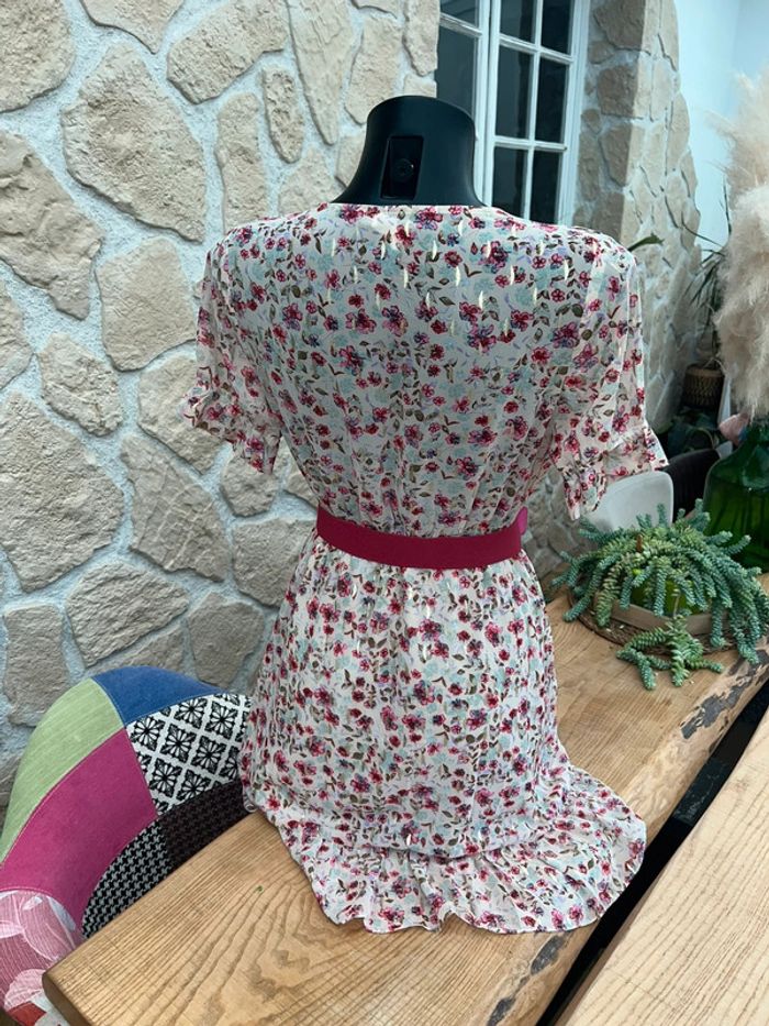 Robe d'été fleurs beige rose rose beige Emma Ella volanté - photo numéro 4