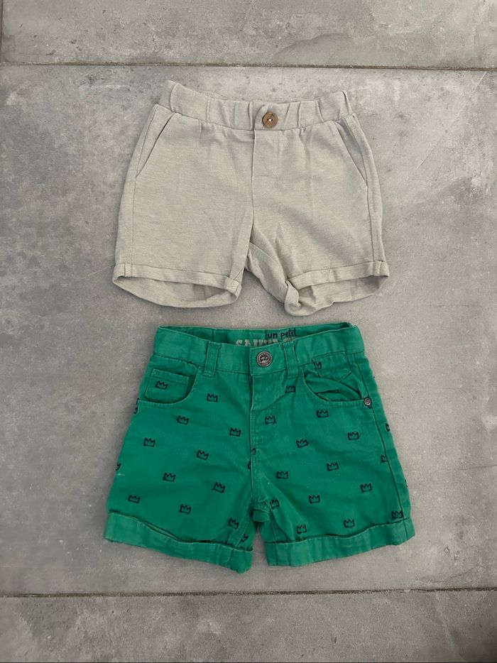 Lot de deux shorts taille 18 24 mois H&M