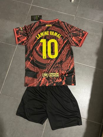 Ensemble Barcelone concept enfants