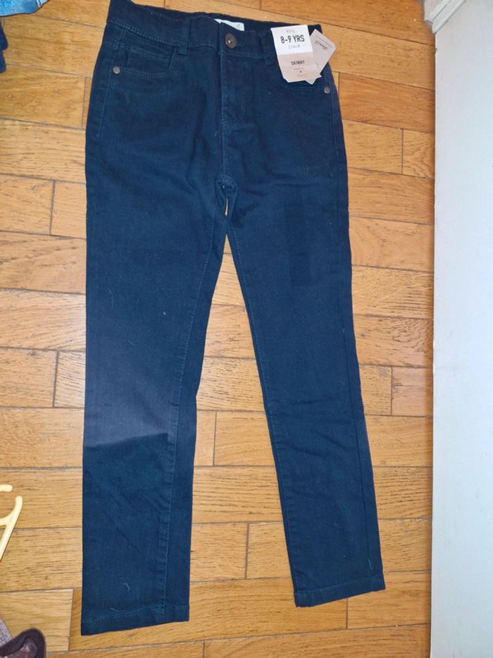 Pantalon skinny primark avec etiquette 8/9 ans