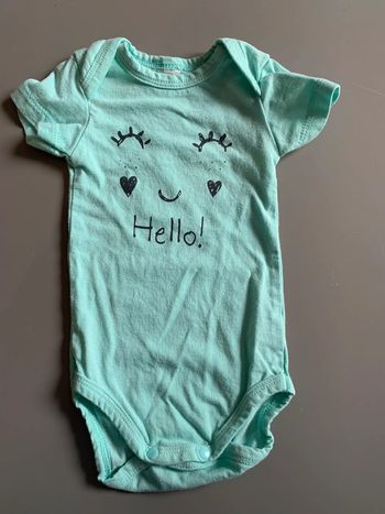 Body bébé fille Kiabi Vert menthe yeux dormeurs + coeurs