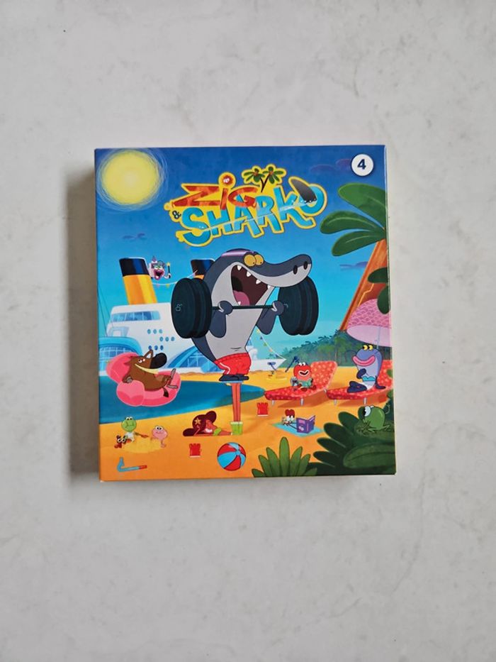 Puzzle et sharko numéro 4 mac donalds Neuf u40 - photo numéro 2