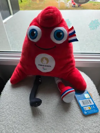 peluche phryge 24 cm paralympique Paris 2024