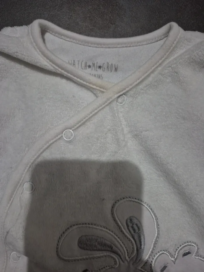 Lot pyjamas 9 mois - photo numéro 5