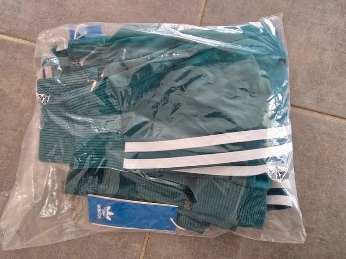 Magnifique Ensemble Adidas vert/turquoise - photo numéro 6