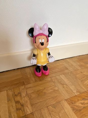 Figurine