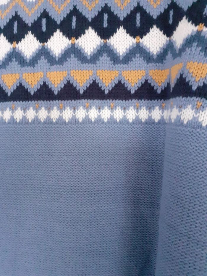 Cardigan façon Tricot blanche porte - photo numéro 5