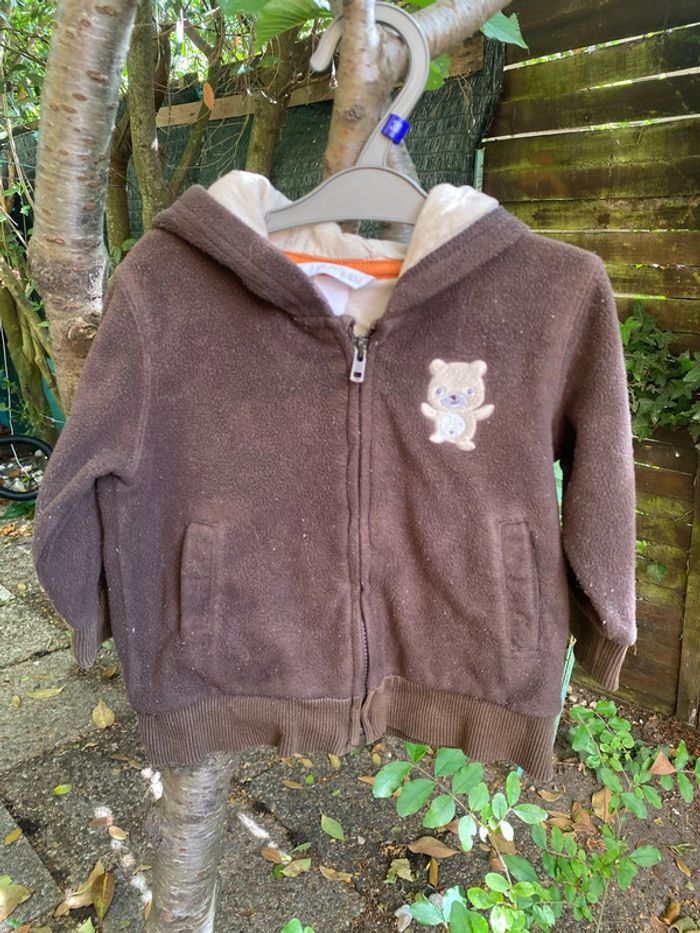 Petite veste bébé - photo numéro 2