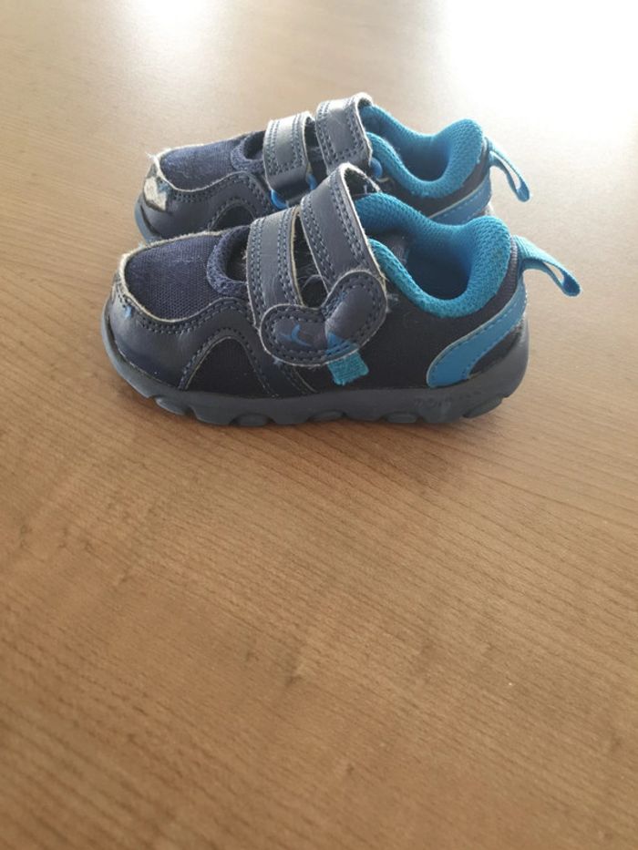 Baskets Domyos taille 20 - photo numéro 2