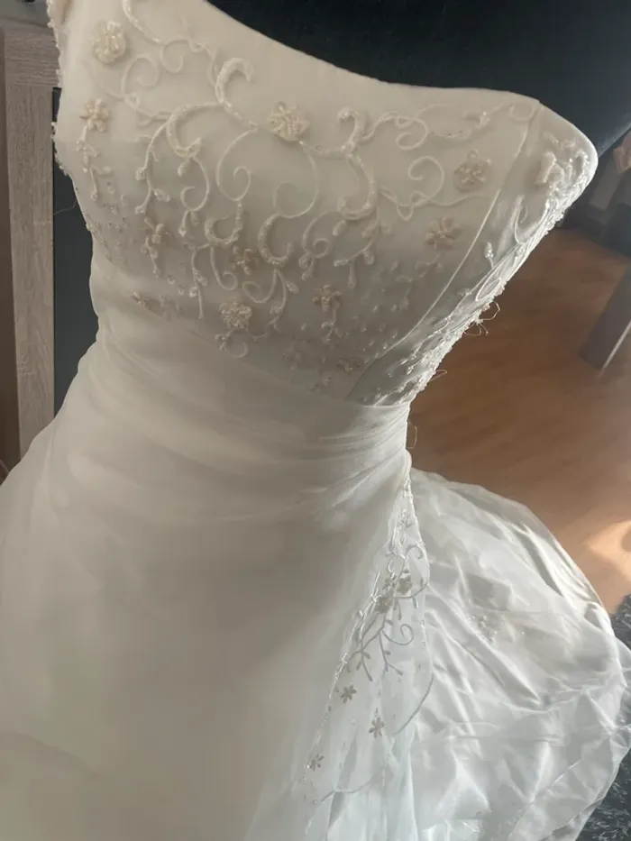 Robe mariée - photo numéro 8