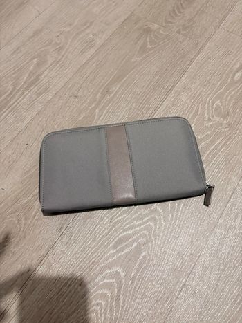 Porte feuille 