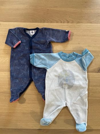 Lot pyjamas petit bateau 1 mois