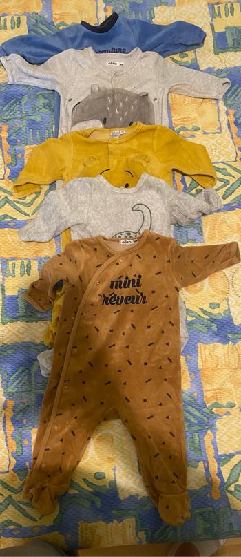 Lot pyjama 6 mois