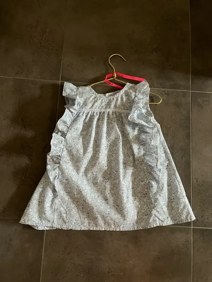 8 ans - blouse fleurie Lola palacios bleu ciel - photo numéro 2