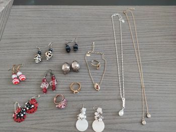 Lot bijoux fantaisie
