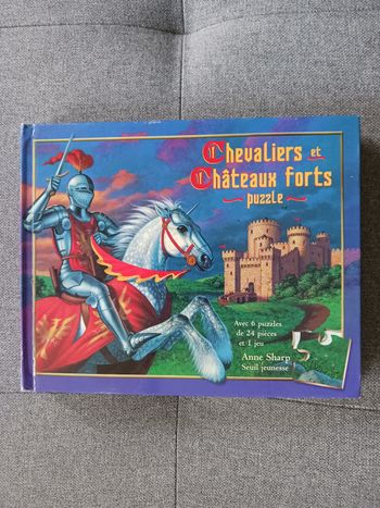 Chevaliers et châteaux forts avec puzzles