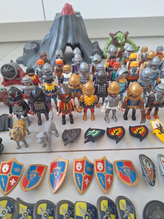 Gros lot playmobi 42l chevaliers guerriers - photo numéro 8