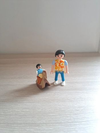 Playmobil 4744 maman avec bébé sur cheval à bascule
