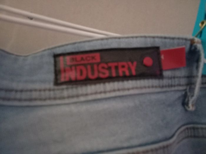 Jeans effet troué - photo numéro 5