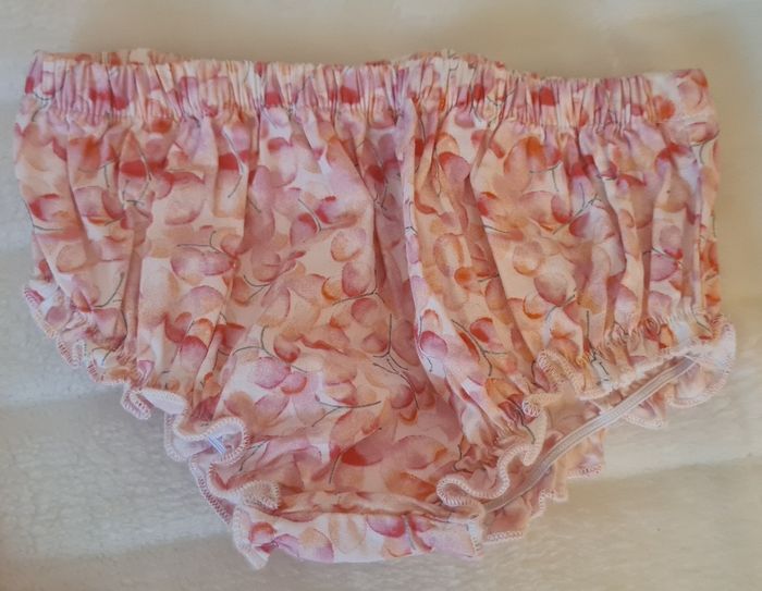 Robe et culotte 6mois comme neuve - photo numéro 4