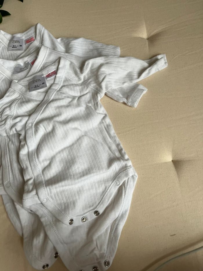 Lot bodies Zara 56 - photo numéro 2